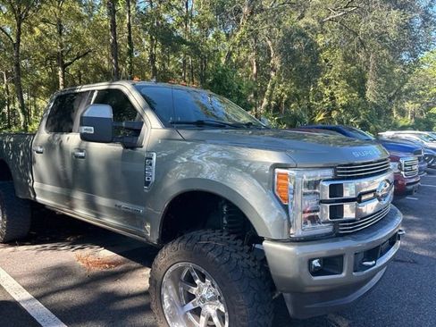 Used 2019 Ford F250 Limited w/ FX4 Off-Road Package AWD/4WD image 8