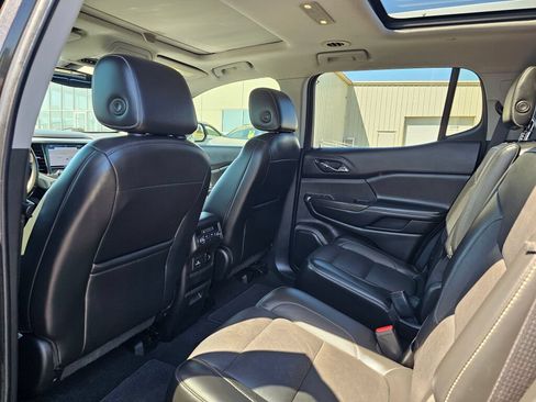 Used 2018 GMC Acadia SLT AWD/4WD image 11