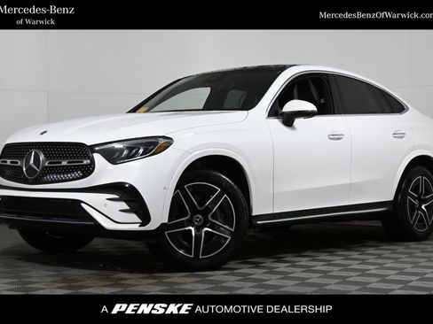 Certified 2025 Mercedes-Benz GLC 300 4MATIC image 1