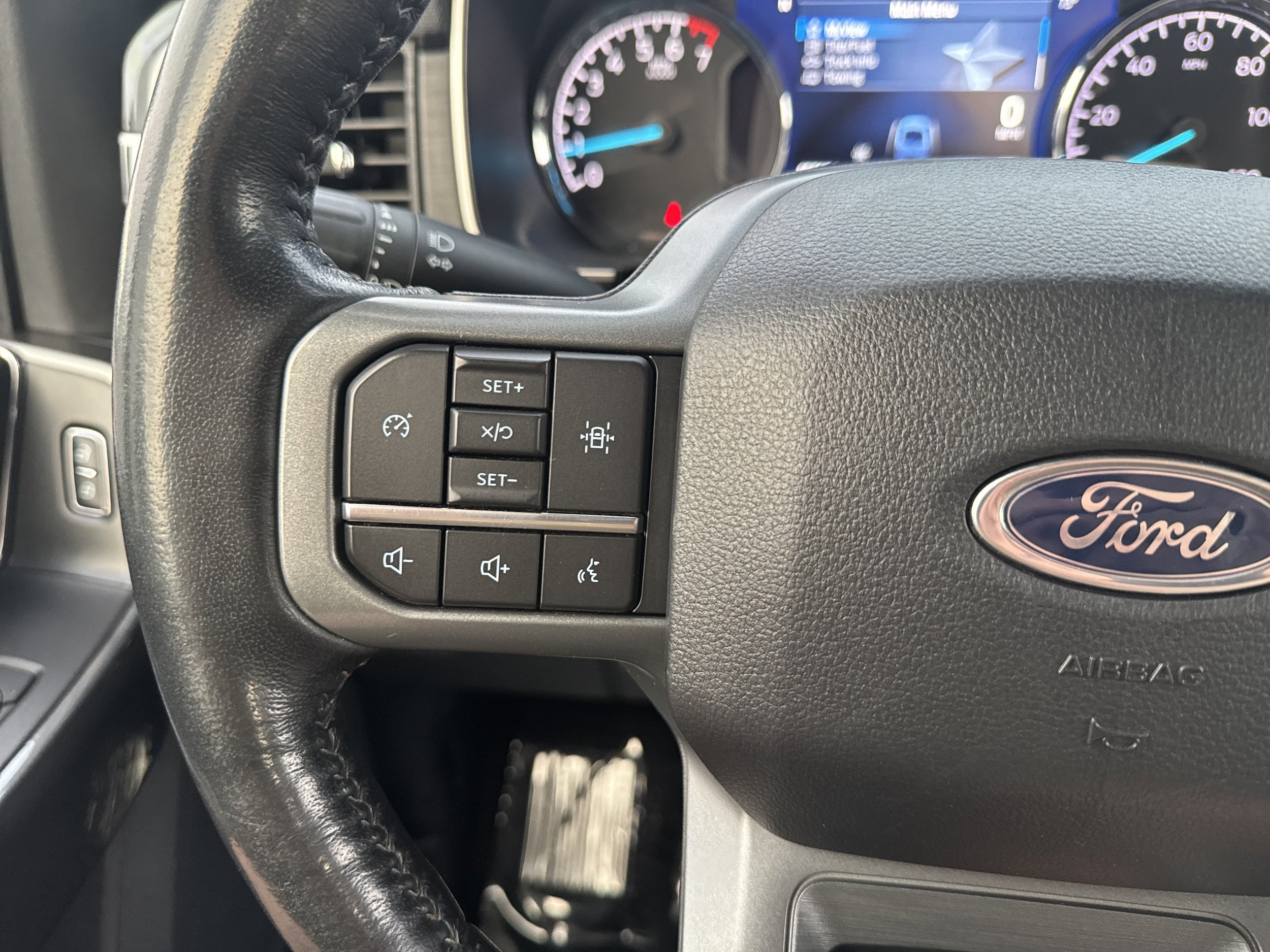 Used 2022 Ford F150 XLT w/ Equipment Group 302A High AWD/4WD image 23