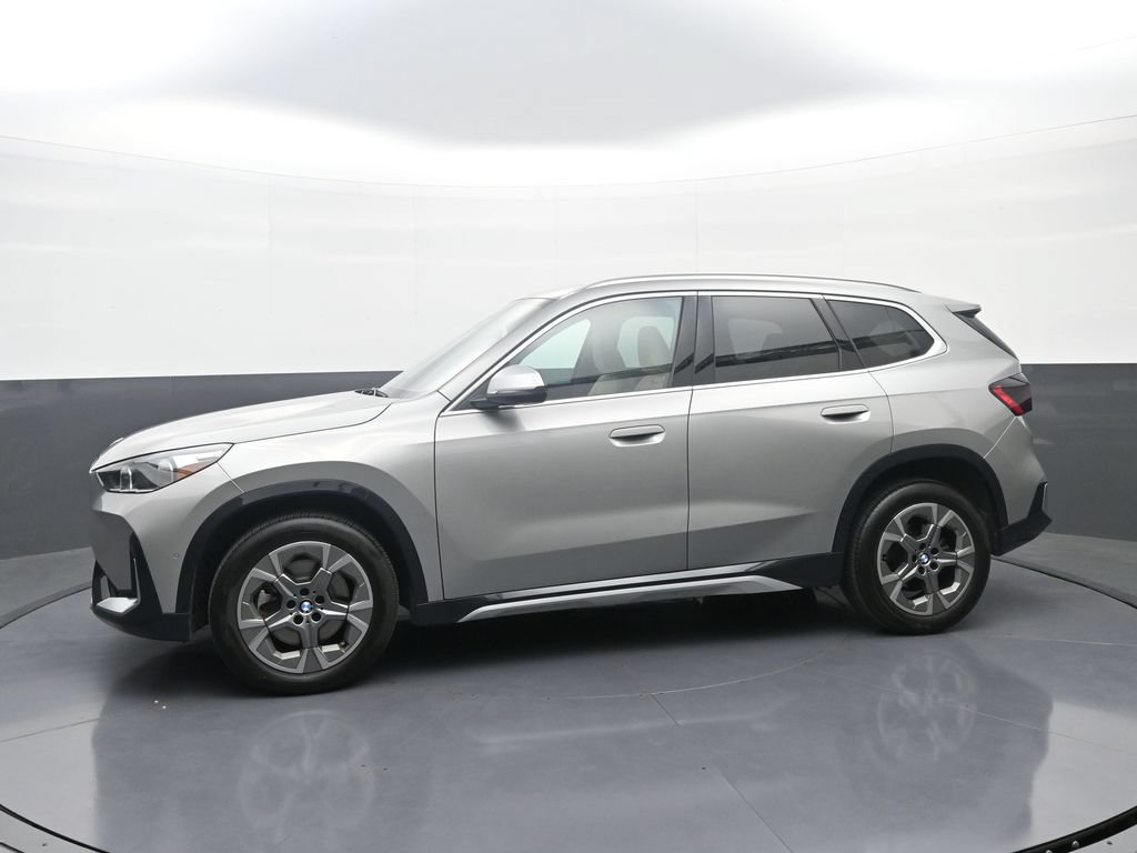 Used 2024 BMW X1 xDrive28i w/ Convenience Package AWD/4WD image 4