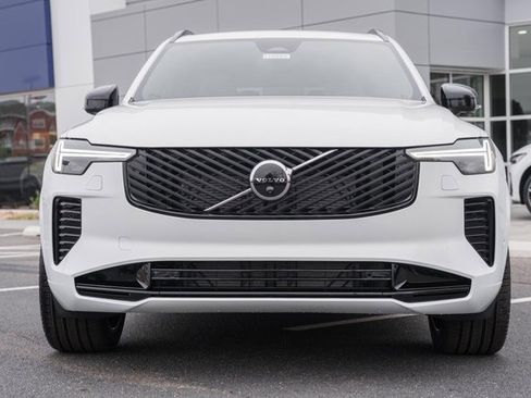 New 2026 Volvo XC90 B6 Ultra w/ Lounge Package image 2