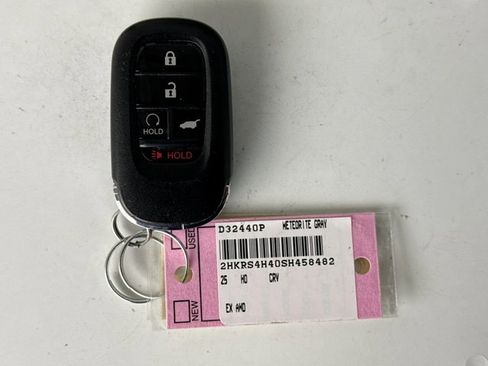 Used 2025 Honda CR-V EX image 11