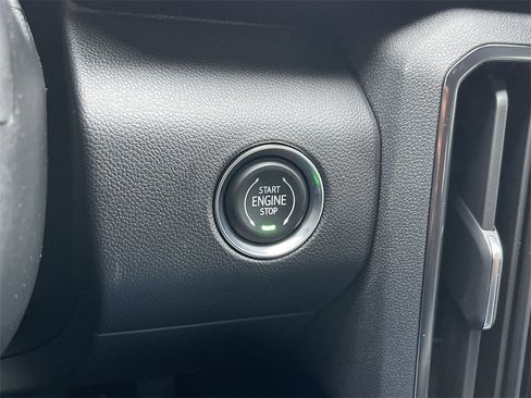 New 2026 GMC Acadia AT4 w/ Super Cruise Package image 17