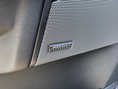 Used 2016 Land Rover LR4 HSE LUX image 10