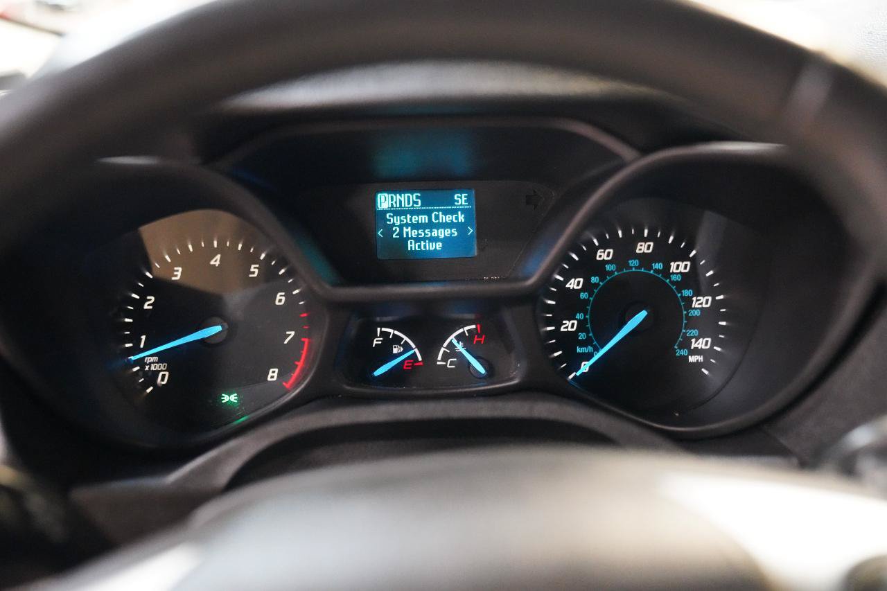 Used 2014 Ford Transit Connect XL FWD image 33