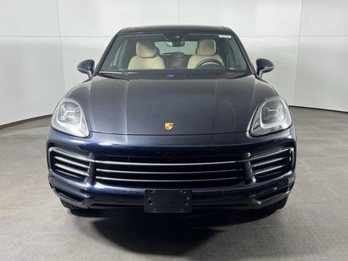 Certified 2022 Porsche Cayenne image 10