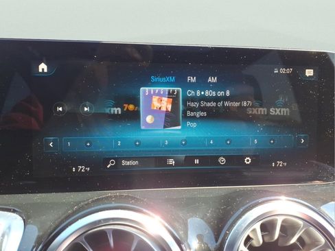 Certified 2022 Mercedes-Benz GLB 250 4MATIC image 28