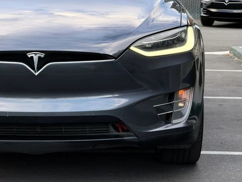 Used 2016 Tesla Model X P90D AWD/4WD image 10