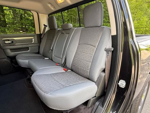 Used 2018 RAM 1500 Big Horn AWD/4WD image 23