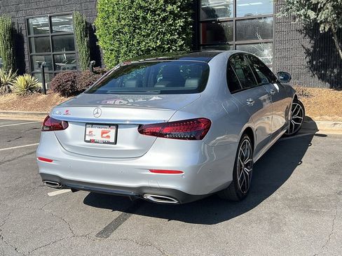 Used 2022 Mercedes-Benz E 350 Sedan image 12