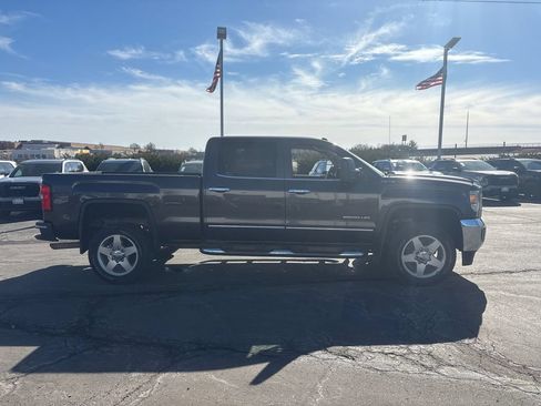 Used 2015 GMC Sierra 2500 SLT AWD/4WD image 4