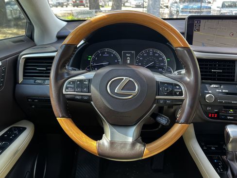 Used 2019 Lexus RX 350 FWD w/ Navigation Package image 34