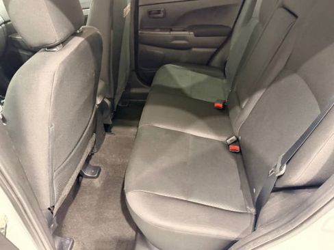 Used 2015 Mitsubishi Outlander Sport ES image 32