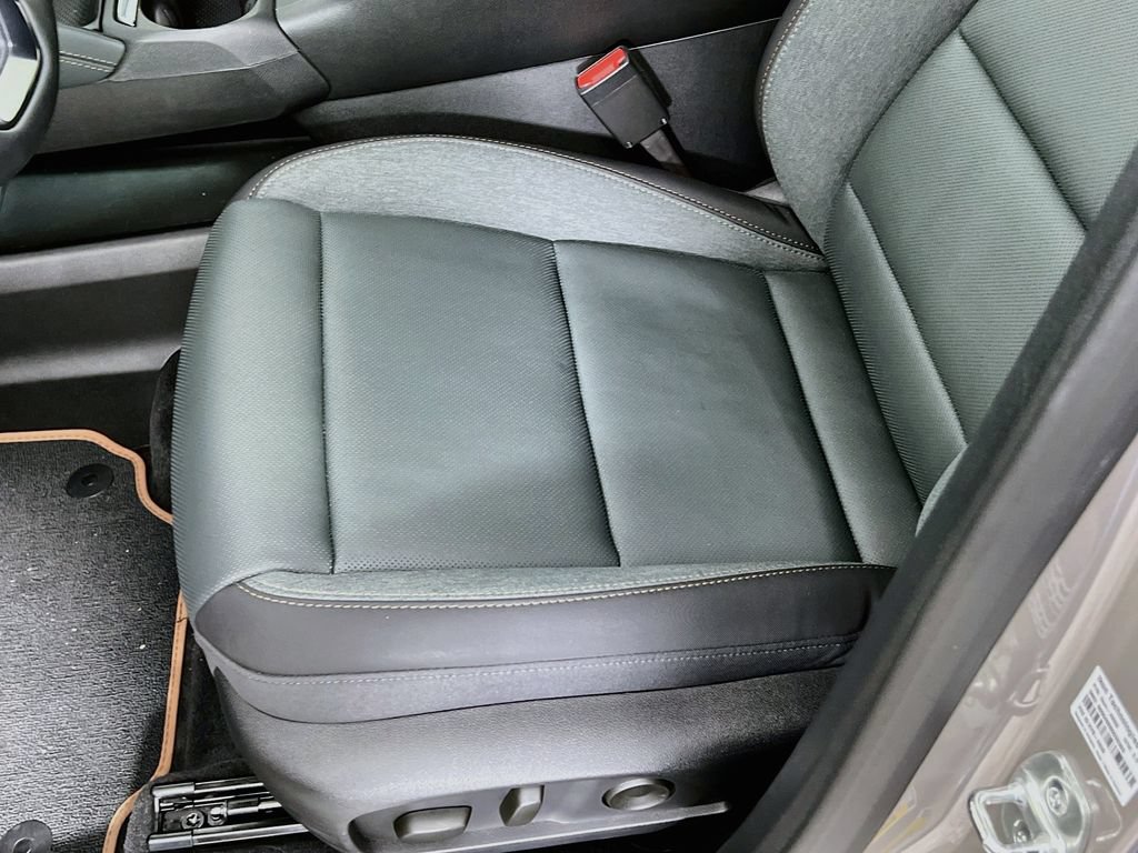 New 2026 GMC Terrain AT4 w/ Convenience Package III AWD/4WD image 17