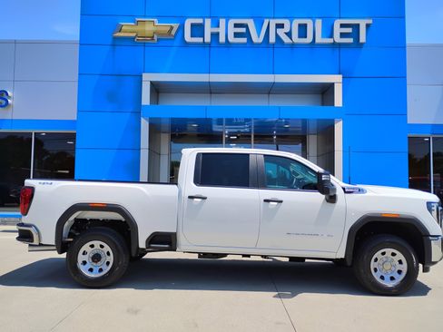 New 2026 GMC Sierra 2500 Pro w/ Max Trailering Package AWD/4WD image 5