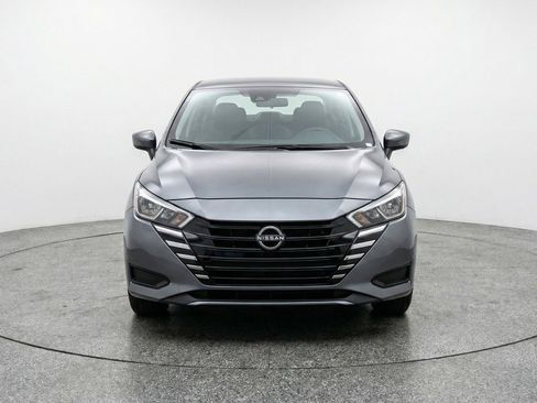 Used 2025 Nissan Versa SV FWD image 2
