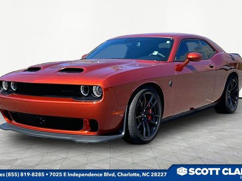 Used 2023 Dodge Challenger SRT Hellcat w/ Driver Convenience Group image 3