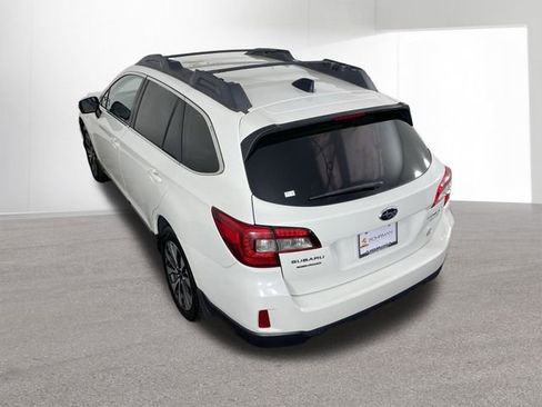 Used 2016 Subaru Outback 2.5i Limited AWD/4WD image 37