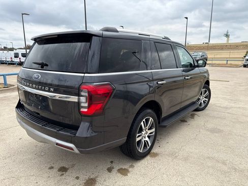 Used 2024 Ford Expedition Limited RWD image 11