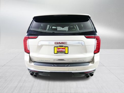 Used 2021 GMC Yukon XL Denali w/ Denali Ultimate Package AWD/4WD image 6