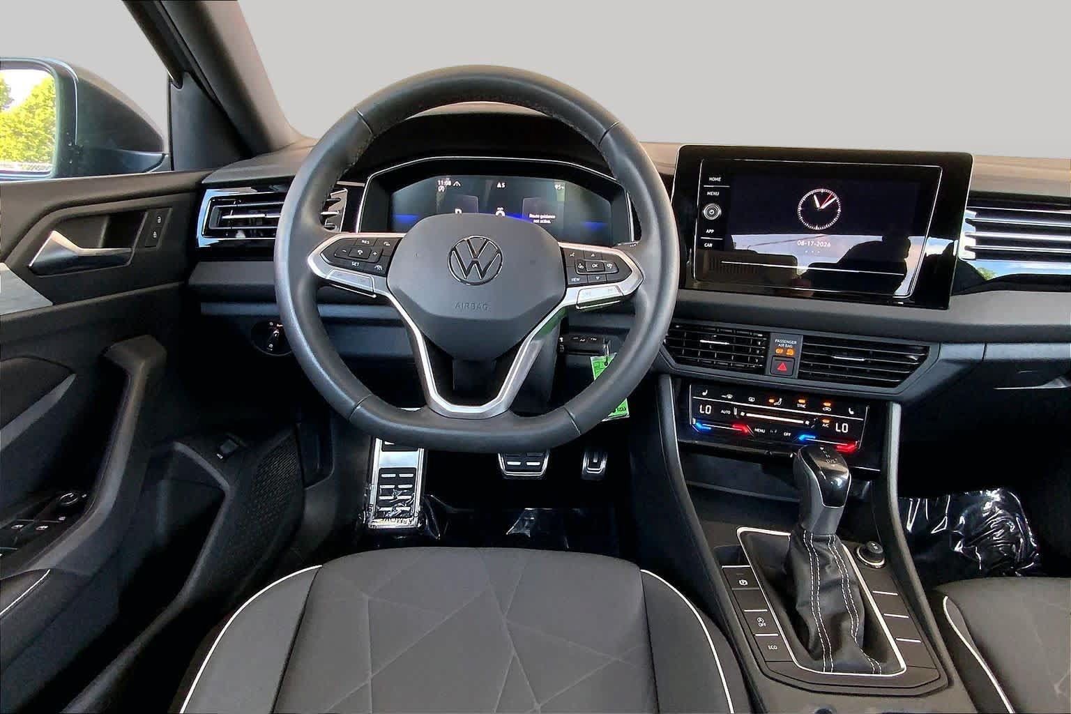 Used 2026 Volkswagen Jetta Sport FWD image 6