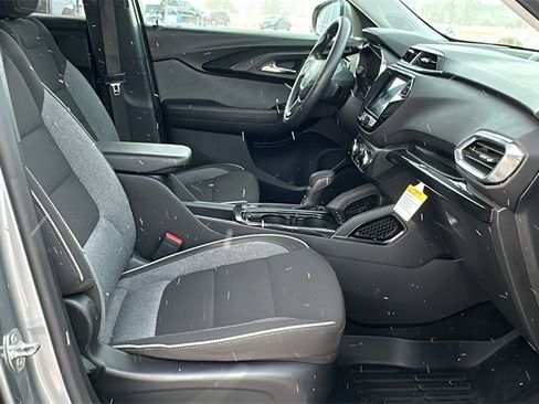 Used 2023 Chevrolet TrailBlazer LT w/ Convenience Package image 30