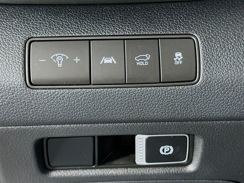 Used 2023 Hyundai Santa Fe SEL image 17