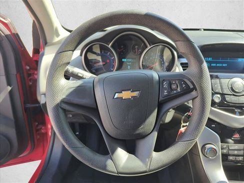 Used 2016 Chevrolet Cruze LS FWD image 18
