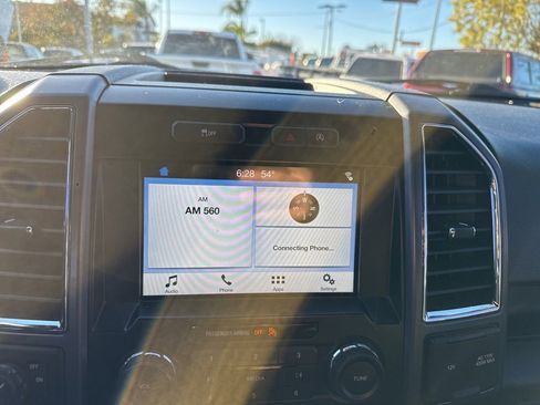 Used 2016 Ford F150 XLT w/ Equipment Group 302A Luxury image 14