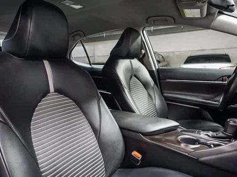 Certified 2023 Toyota Camry SE image 16