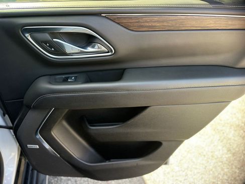 Used 2024 Chevrolet Tahoe Premier image 18