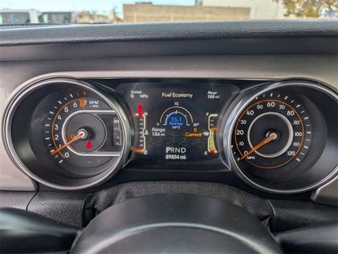 Used 2020 Jeep Gladiator Overland image 17