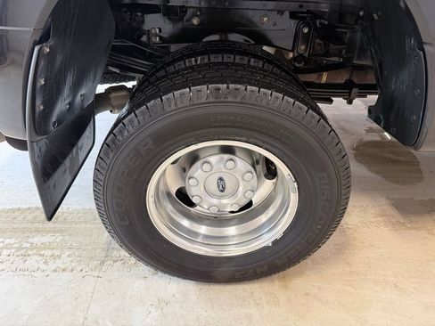 Used 2017 Ford F350 Lariat w/ Lariat Ultimate Package image 11