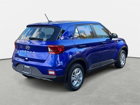New 2026 Hyundai Venue SE image 5