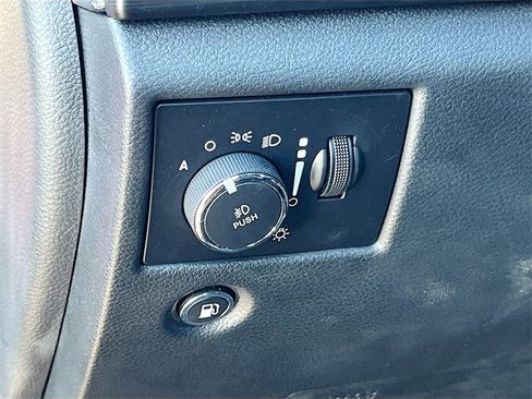 Certified 2020 Jeep Grand Cherokee Laredo w/ Laredo X Package image 10