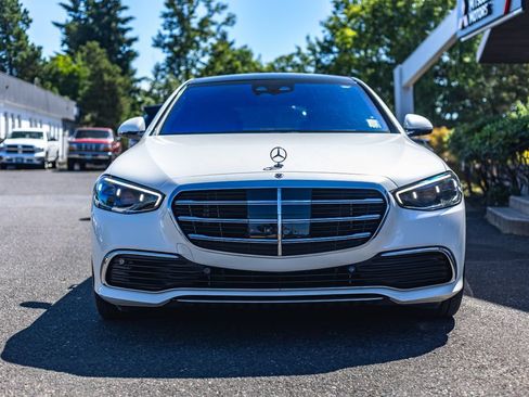 Used 2022 Mercedes-Benz S 580 4MATIC Sedan image 5