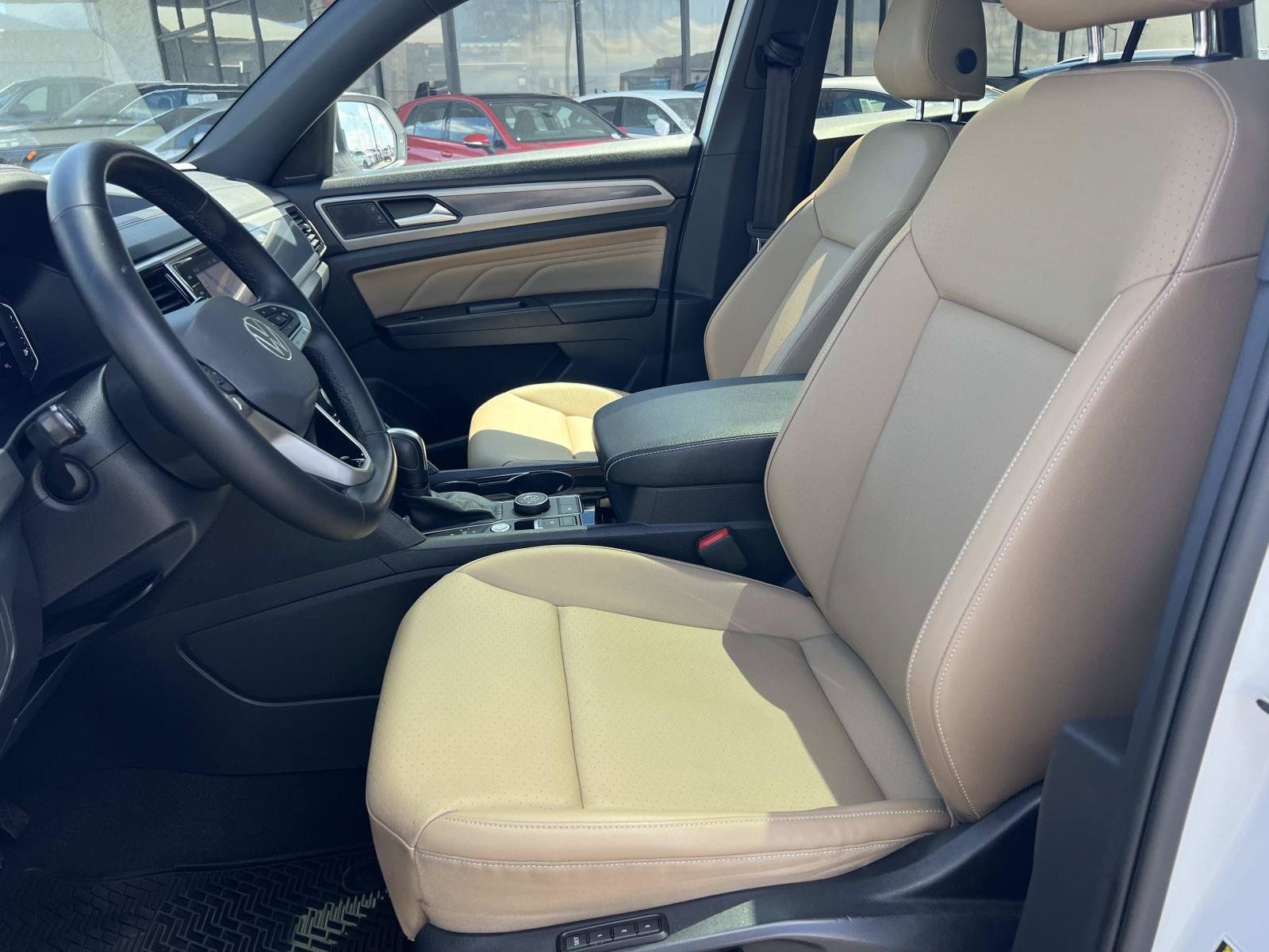 Used 2020 Volkswagen Atlas Cross Sport SEL AWD/4WD image 19
