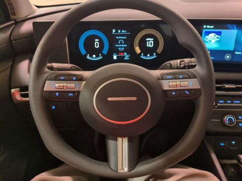 Certified 2026 Hyundai Tucson SE image 19