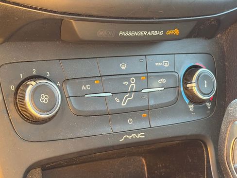 Used 2017 Ford Focus S FWD image 19