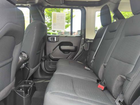 Used 2021 Jeep Wrangler Unlimited Sport AWD/4WD image 26