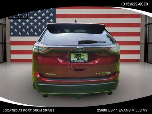 Used 2017 Ford Edge Titanium w/ Equipment Group 302A AWD/4WD image 6