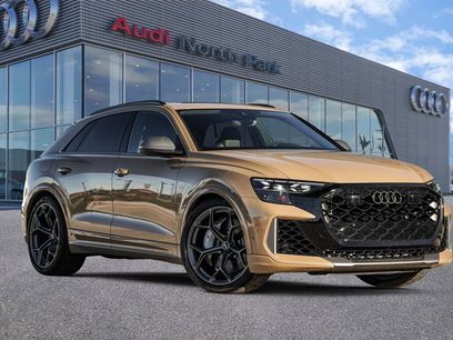 New 2025 Audi RS Q8 performance