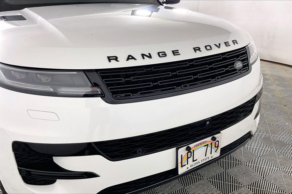 Used 2025 Land Rover Range Rover Sport SE AWD/4WD image 30