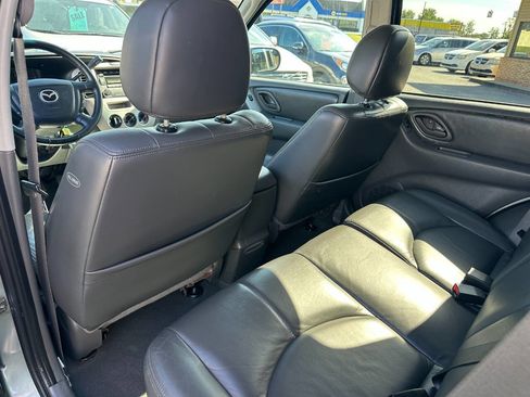 Used 2003 MAZDA Tribute ES image 22