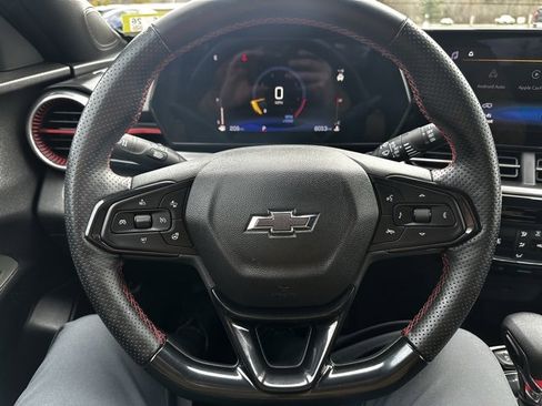 Used 2024 Chevrolet Trax RS w/ Driver Confidence Package image 23