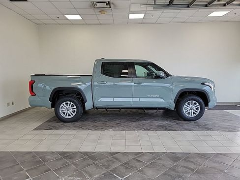 New 2026 Toyota Tundra SR5 w/ SR5 Premium Package image 4