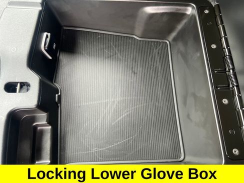 Used 2024 RAM 2500 Big Horn w/ Bed Utility Group image 25