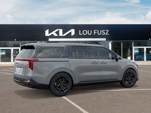 New 2026 Kia Carnival SX Prestige FWD image 6