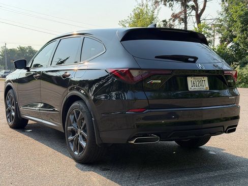 Used 2023 Acura MDX A-Spec AWD/4WD image 3